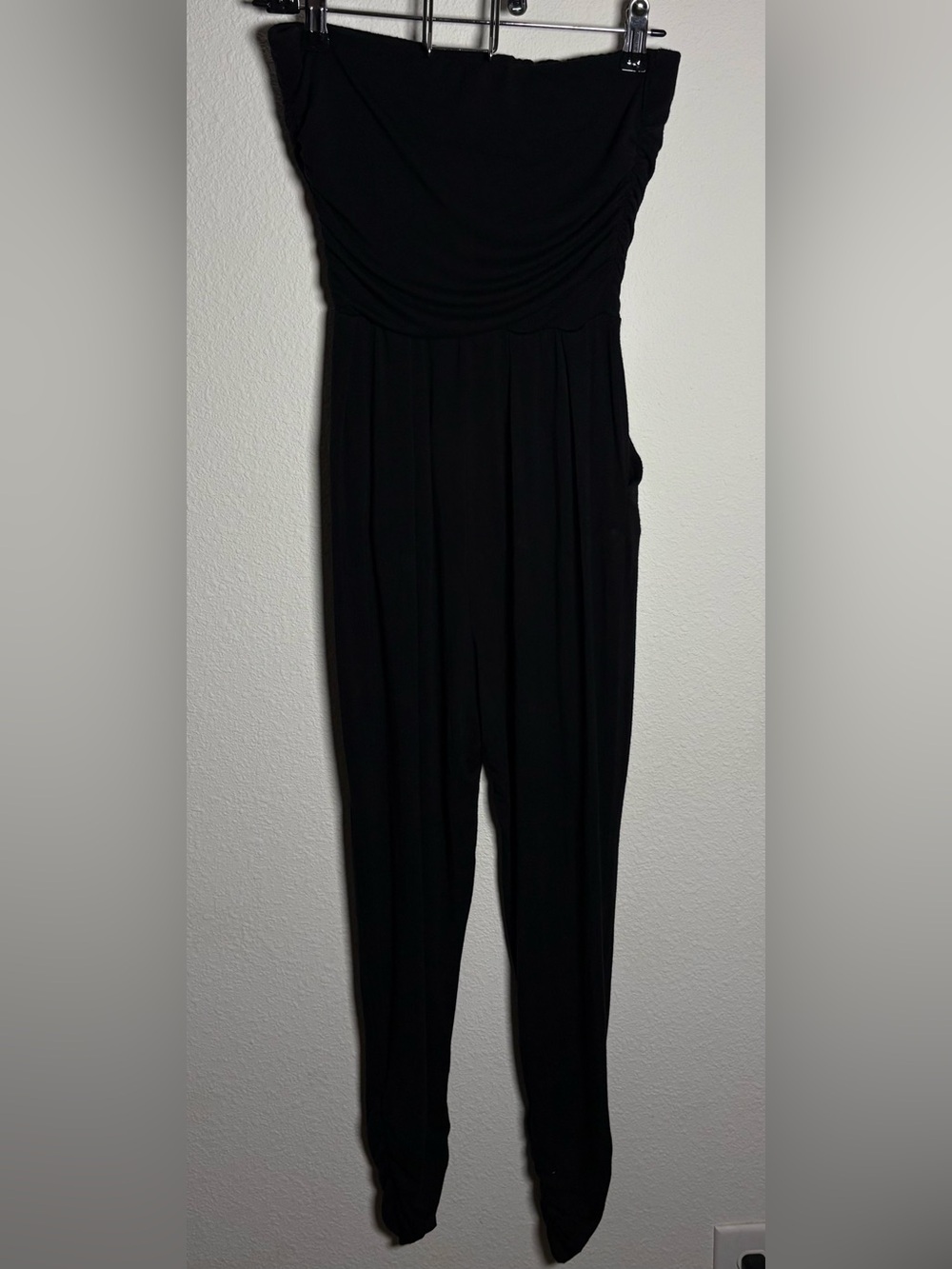 Heart Hips Soft Strapless Black Jumpsuit with Pockets - Picture 5 of 7